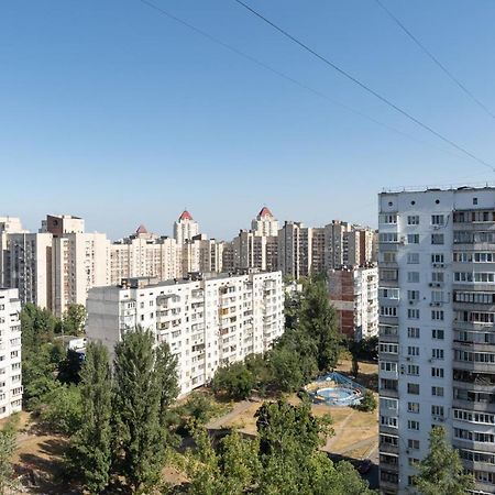 Чудова Квартира Для Відпочинку І Роботи На Оболоні เคียฟ ภายนอก รูปภาพ