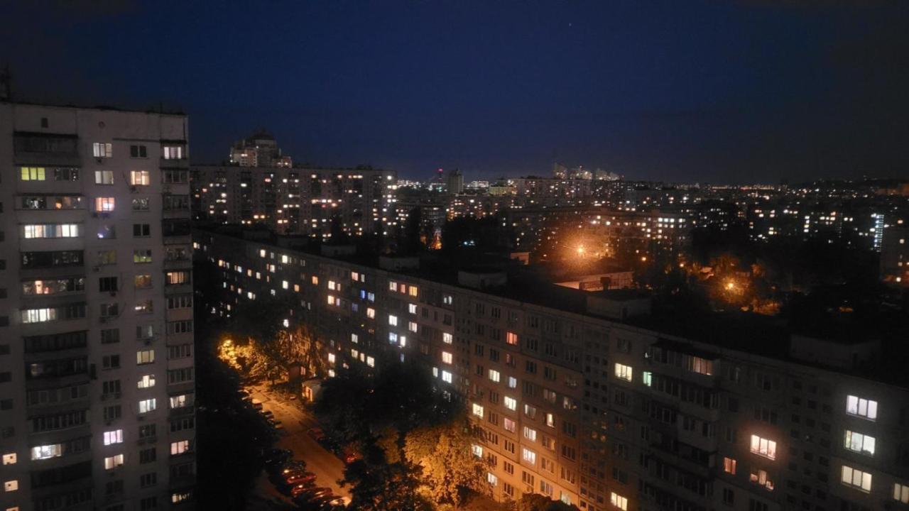 Чудова Квартира Для Відпочинку І Роботи На Оболоні เคียฟ ภายนอก รูปภาพ